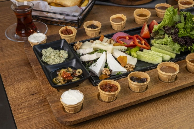 Vitalen Cafe 2 Kişilik Kahvaltı Menüsü 1