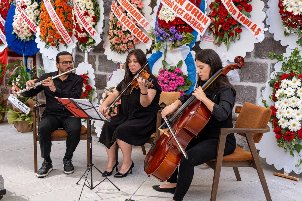 Vitalen Cafe Açılış Lansmanıyla Lezzetin ve İyiliğin Kapılarını Açtı