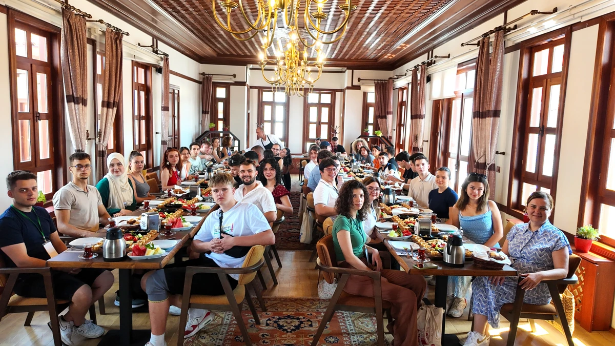 TED Üniversitesi Uluslararası Öğrencilerini Vitalen Cafe’de Ağırladı